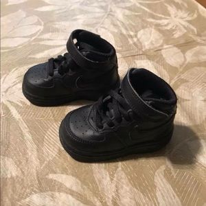 infant black air force ones